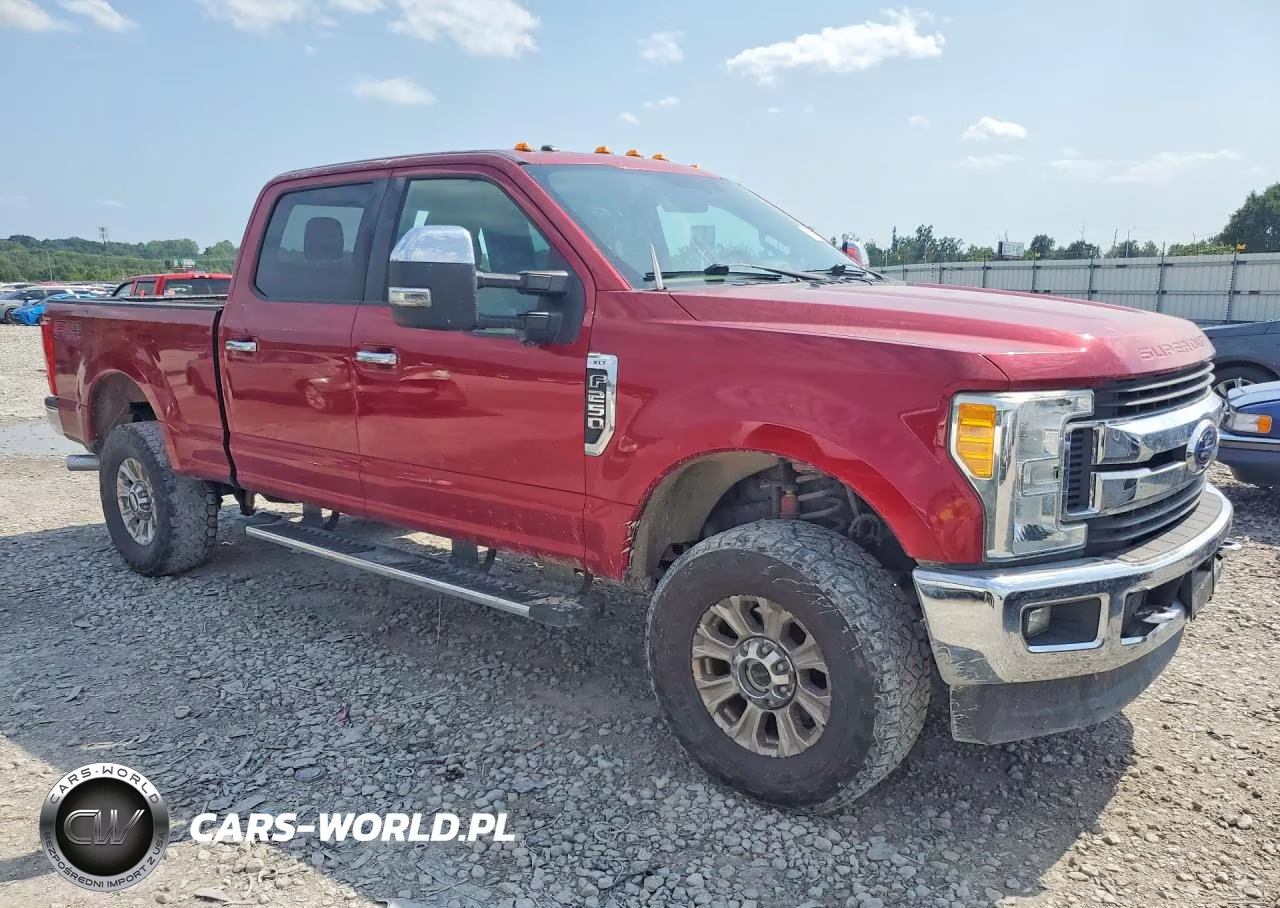 2017 Ford F250 Super Duty VIN:1FT7W2B6XHEB52831 - 4