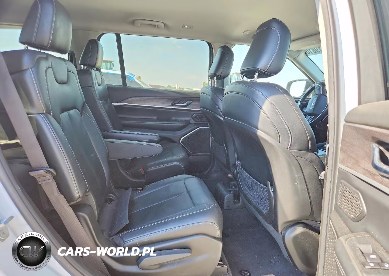 2021 Jeep Grand Cherokee L Limited VIN:1C4RJKBG7M8205588 - 11