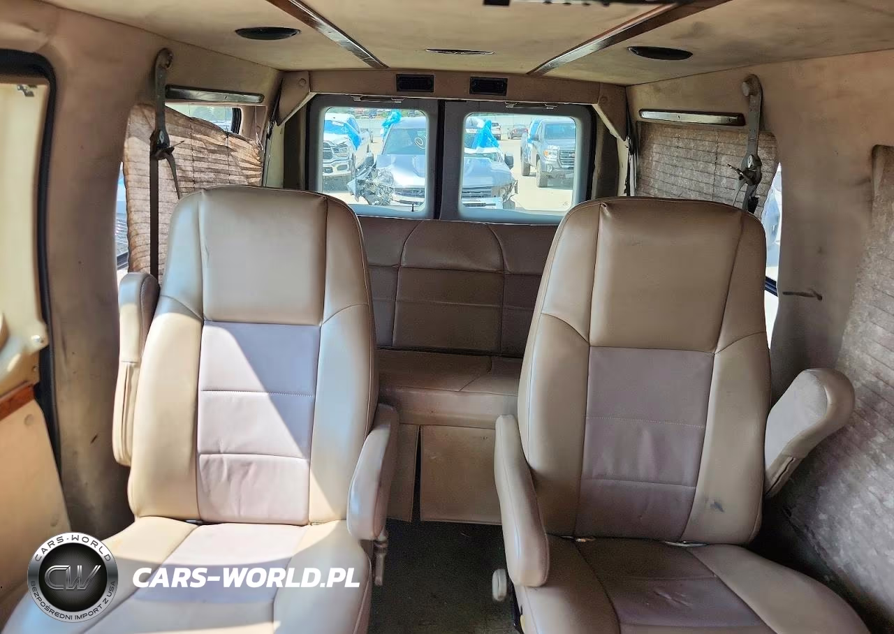 2003 Ford Econoline E150 Van VIN:1FDRE14W53HB90439 - 10