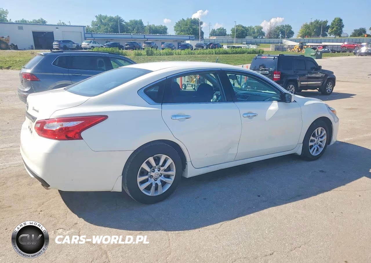 2016 Nissan Altima 2.5 S VIN:1N4AL3AP8GC130731 - 3