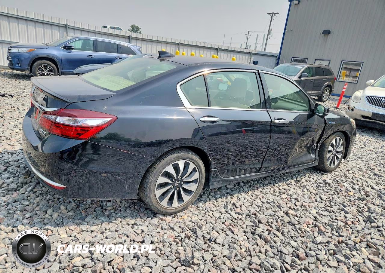 2017 Honda Accord Touring Hybrid VIN:JHMCR6F75HC024913 - 3