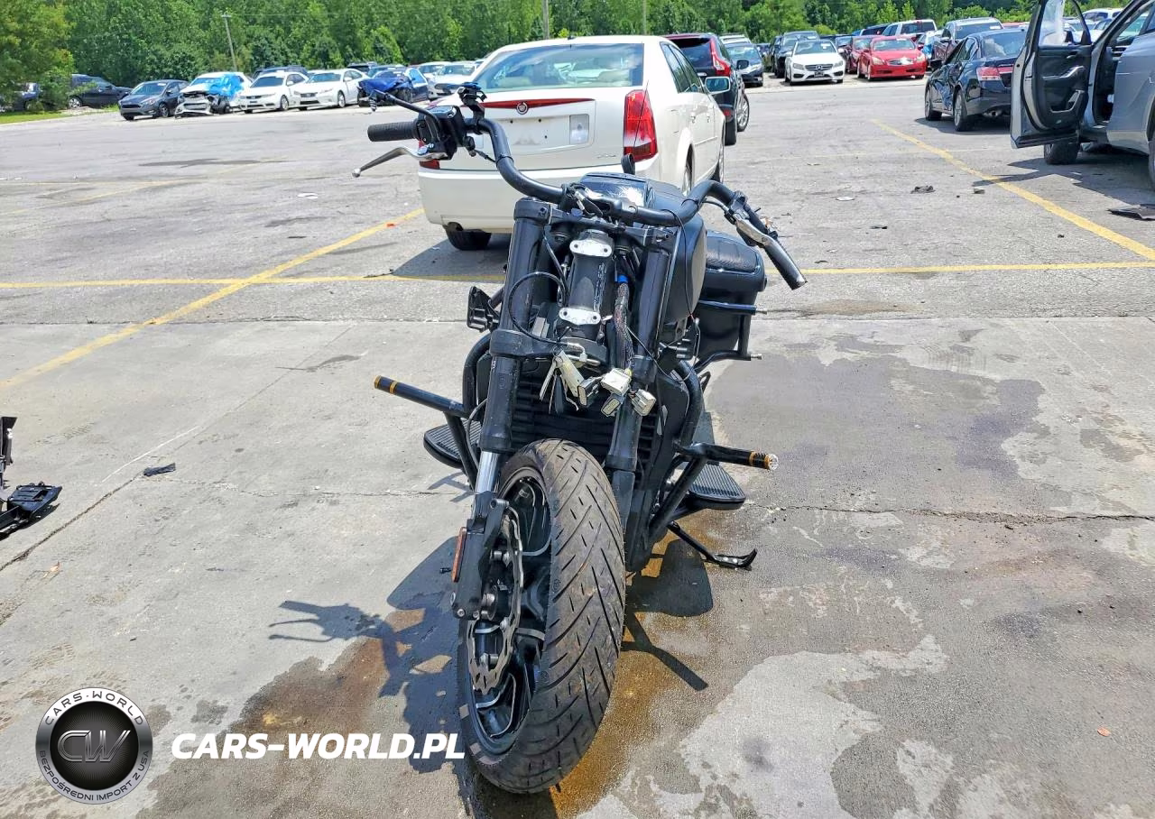 2024 Indian Motorcycle Co. Challenger Darkhorse W-Powerband Audio VIN:56KLCKRR1R3424682 - 2