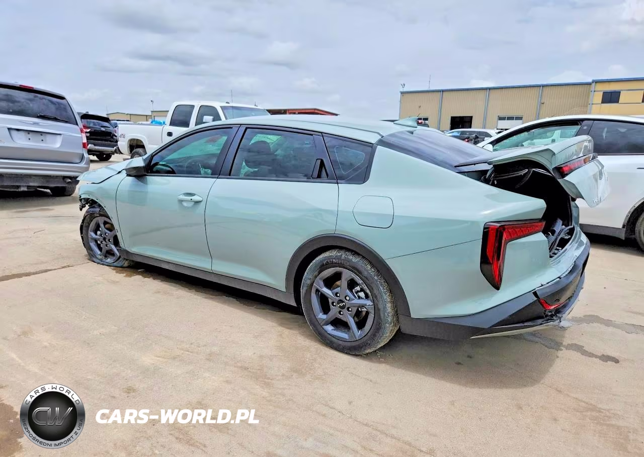 2026 Kia K4 Lxs VIN:3KPFT4DE7TE342748 - 2