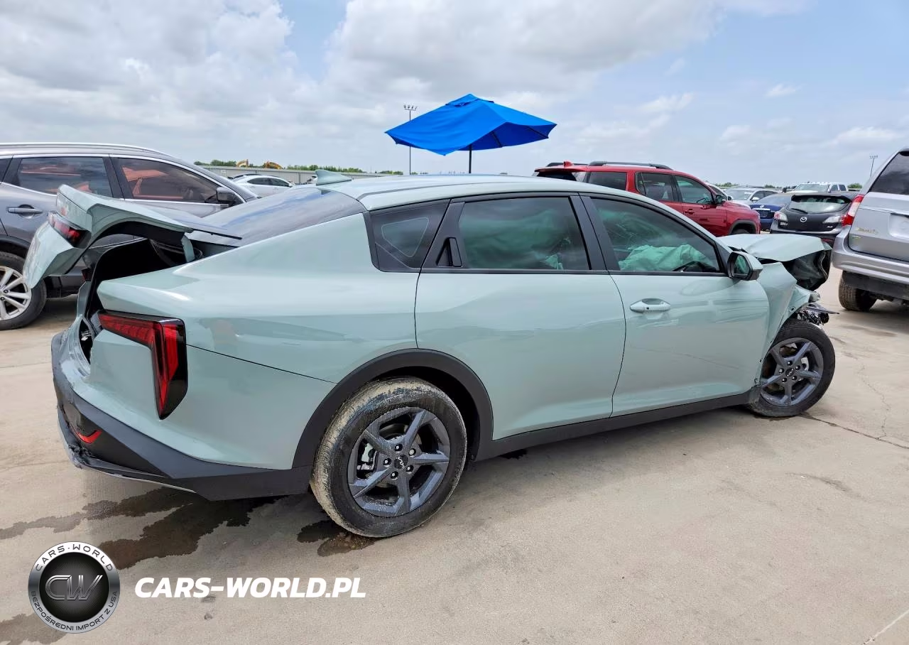 2026 Kia K4 Lxs VIN:3KPFT4DE7TE342748 - 3