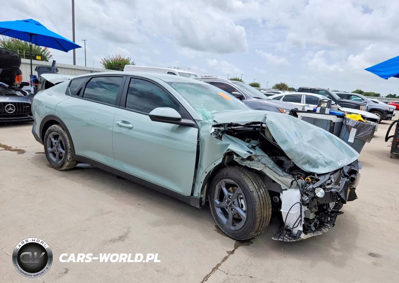 2026 Kia K4 Lxs VIN:3KPFT4DE7TE342748 - 4