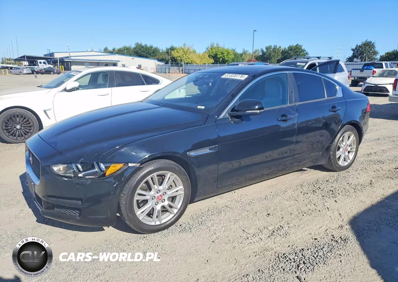 2017 Jaguar Xe