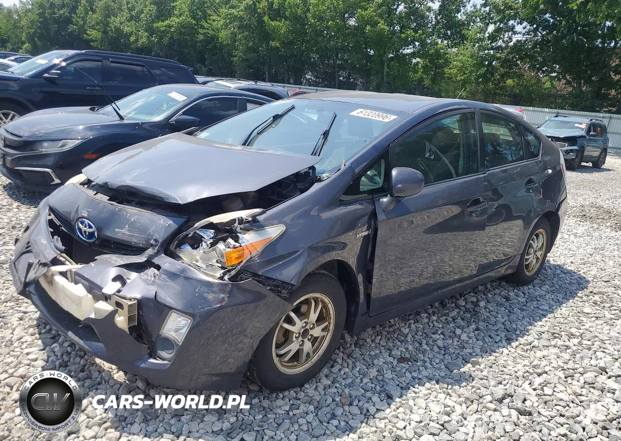 2011 Toyota Prius Two