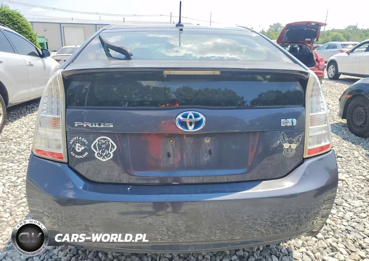 2011 Toyota Prius Two VIN:JTDKN3DU9B1381126 - 6