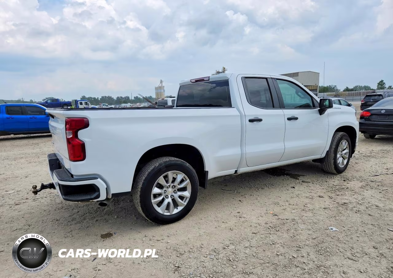 2020 Chevrolet Silverado C1500 Custom VIN:1GCRWBEK1LZ325414 - 3