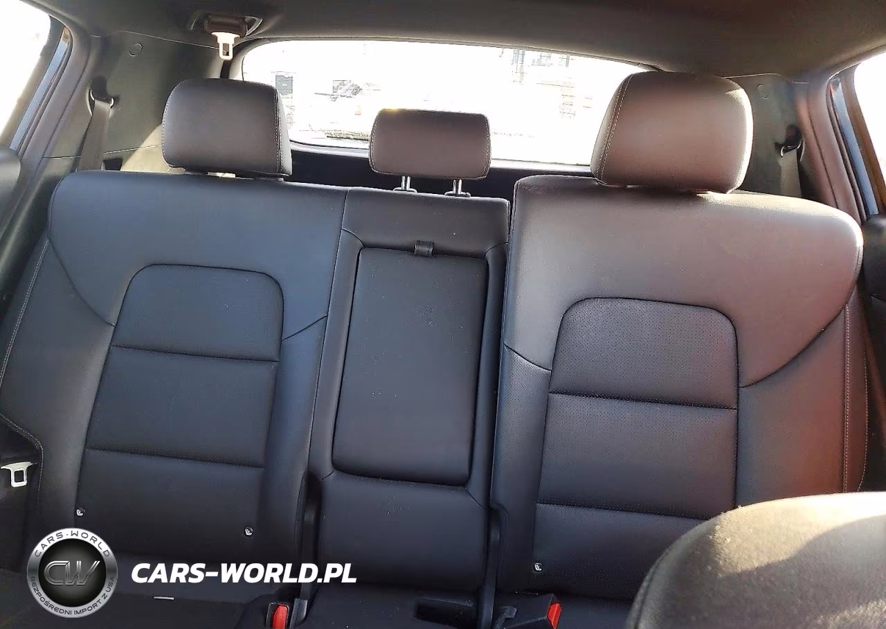 2020 Kia Sportage S VIN:KNDP6CACXL7637545 - 10