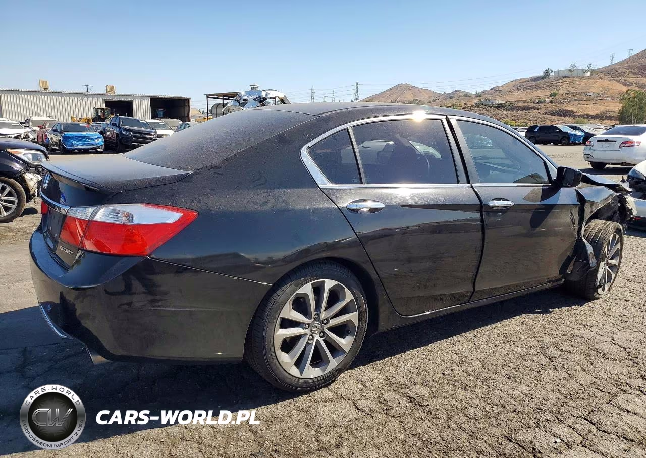 2015 Honda Accord Sport VIN:1HGCR2F50FA132696 - 3