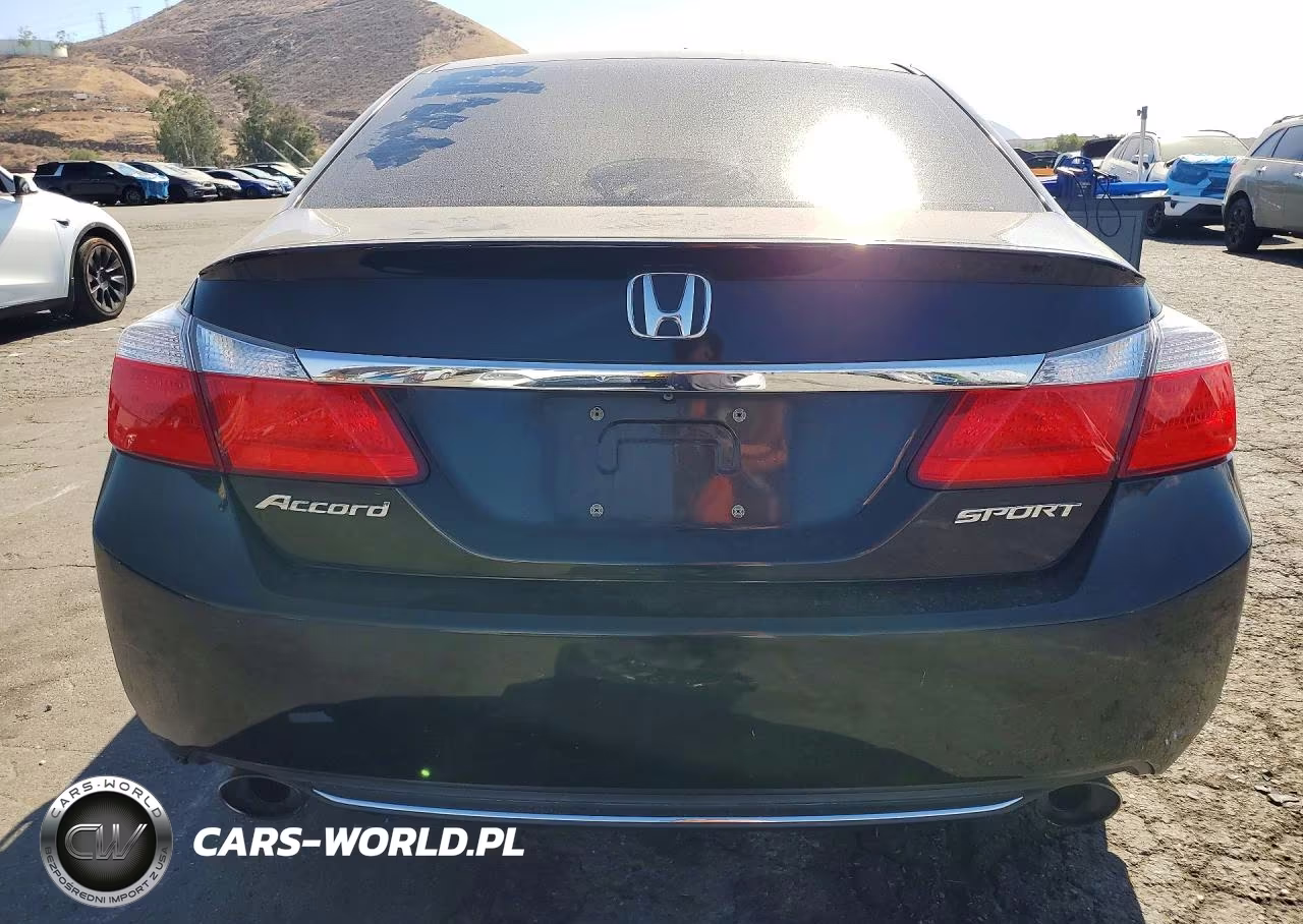 2015 Honda Accord Sport VIN:1HGCR2F50FA132696 - 6