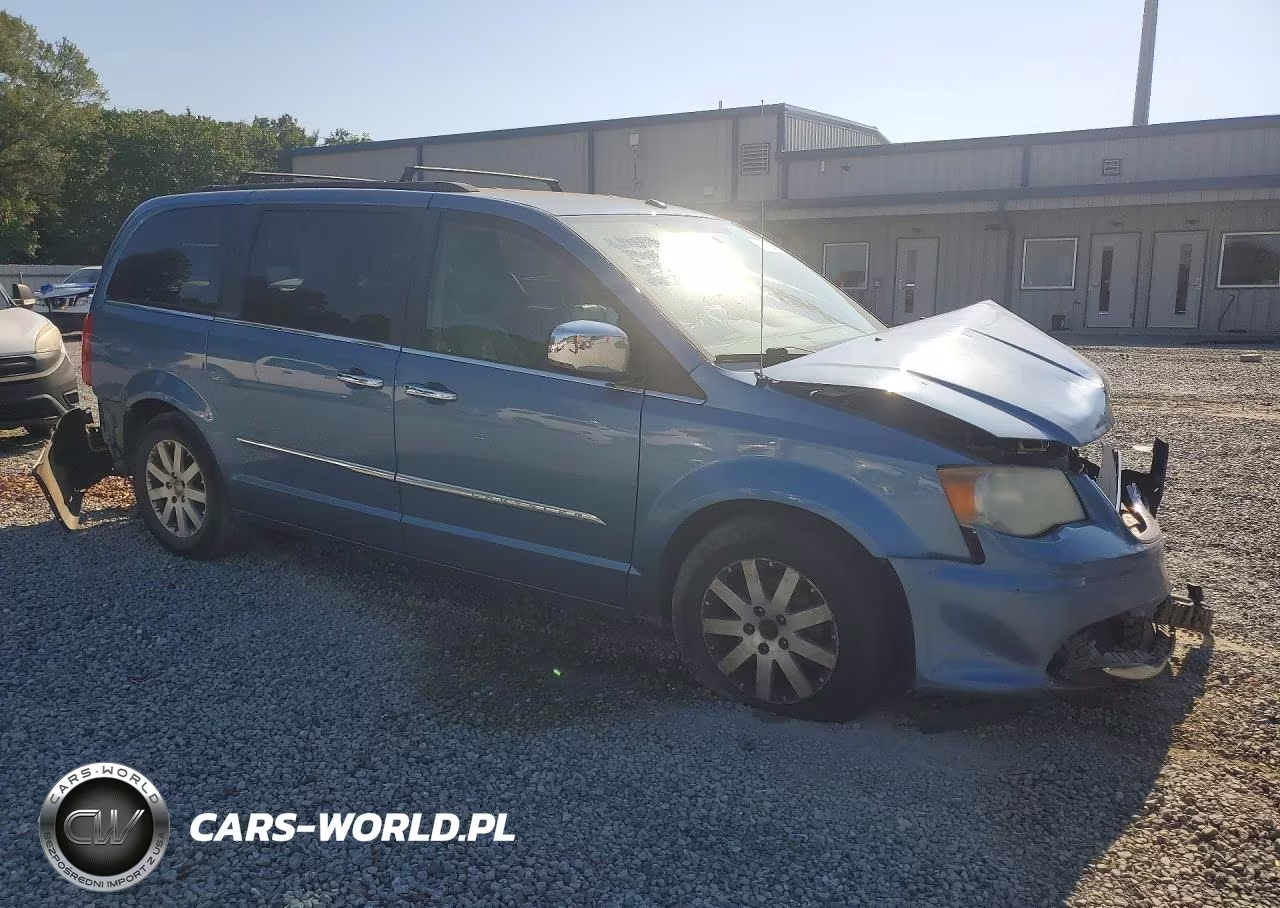 2011 Chrysler Town & Country Touring L VIN:2A4RR8DG4BR706166 - 4