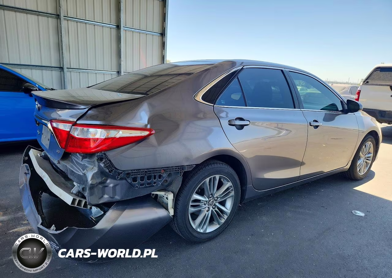 2017 Toyota Camry Se VIN:4T1BF1FK1HU403846 - 3
