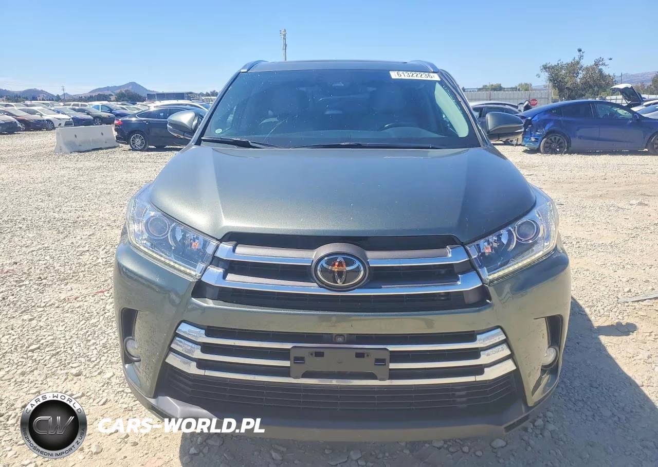 2018 Toyota Highlander VIN:5TDDZRFH2JS862580 - 5