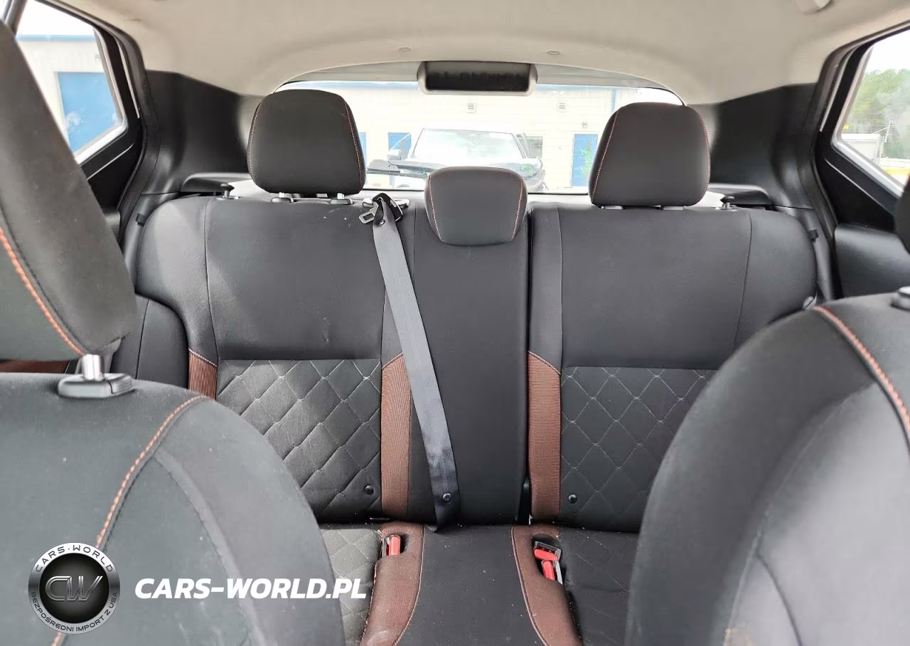2020 Nissan Kicks Sr VIN:3N1CP5DV9LL523507 - 10