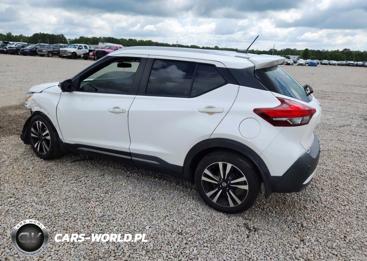 2020 Nissan Kicks Sr VIN:3N1CP5DV9LL523507 - 2