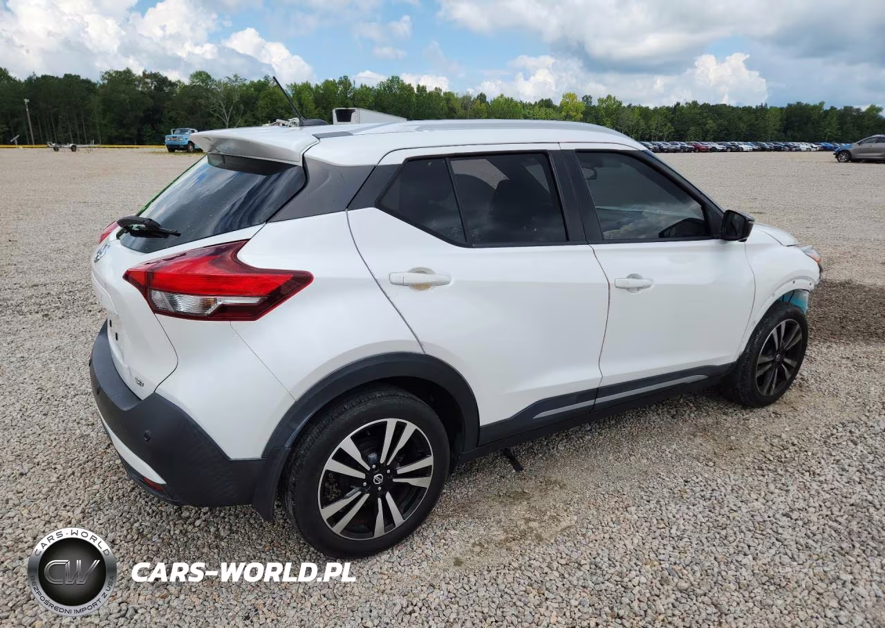 2020 Nissan Kicks Sr VIN:3N1CP5DV9LL523507 - 3