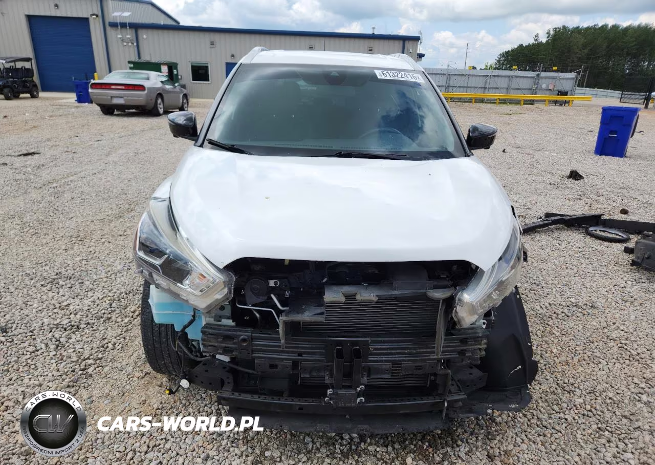 2020 Nissan Kicks Sr VIN:3N1CP5DV9LL523507 - 5