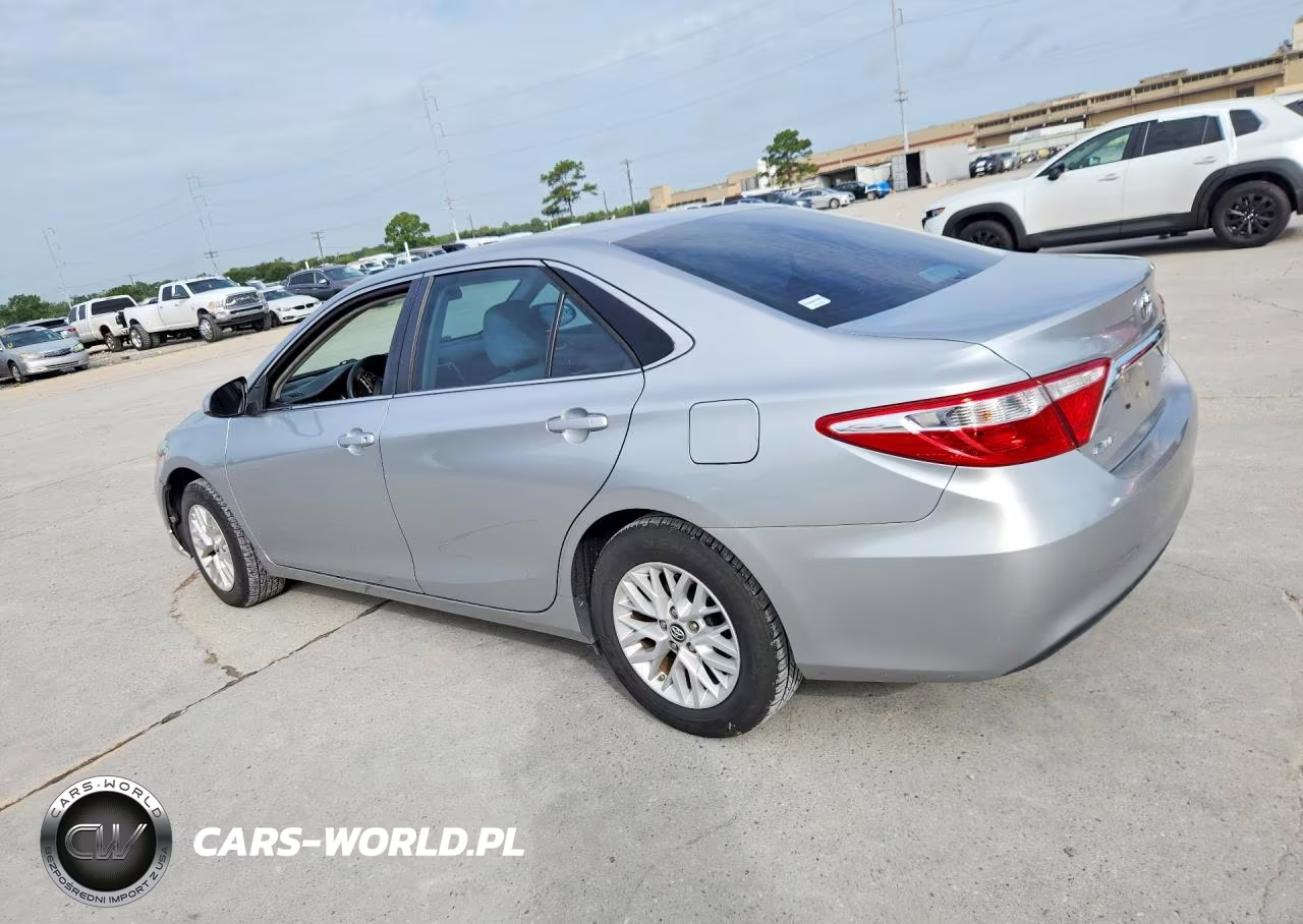 2016 Toyota Camry Le VIN:4T4BF1FK9GR573974 - 2