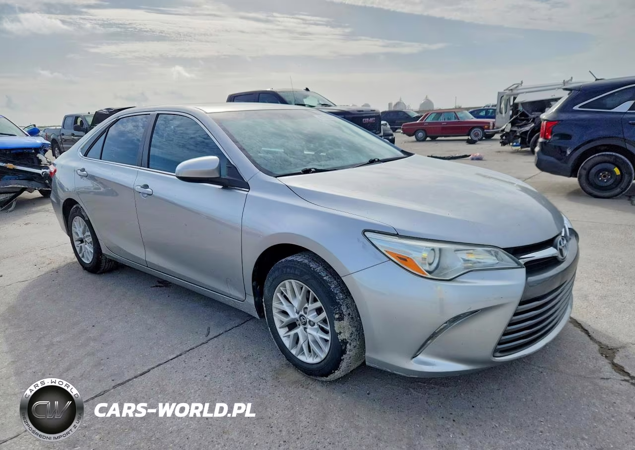 2016 Toyota Camry Le VIN:4T4BF1FK9GR573974 - 4