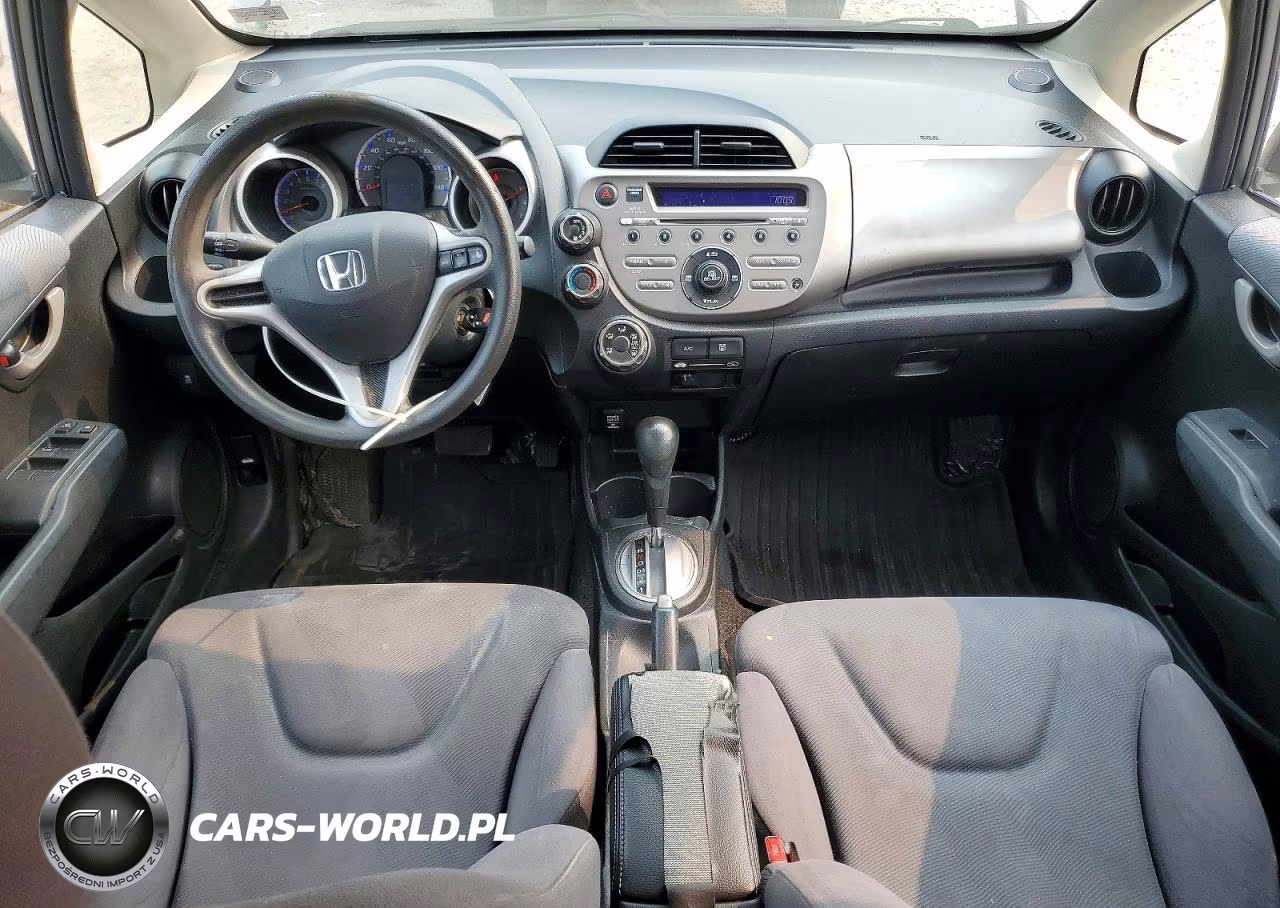 2013 Honda Fit VIN:JHMGE8H31DC083499 - 8