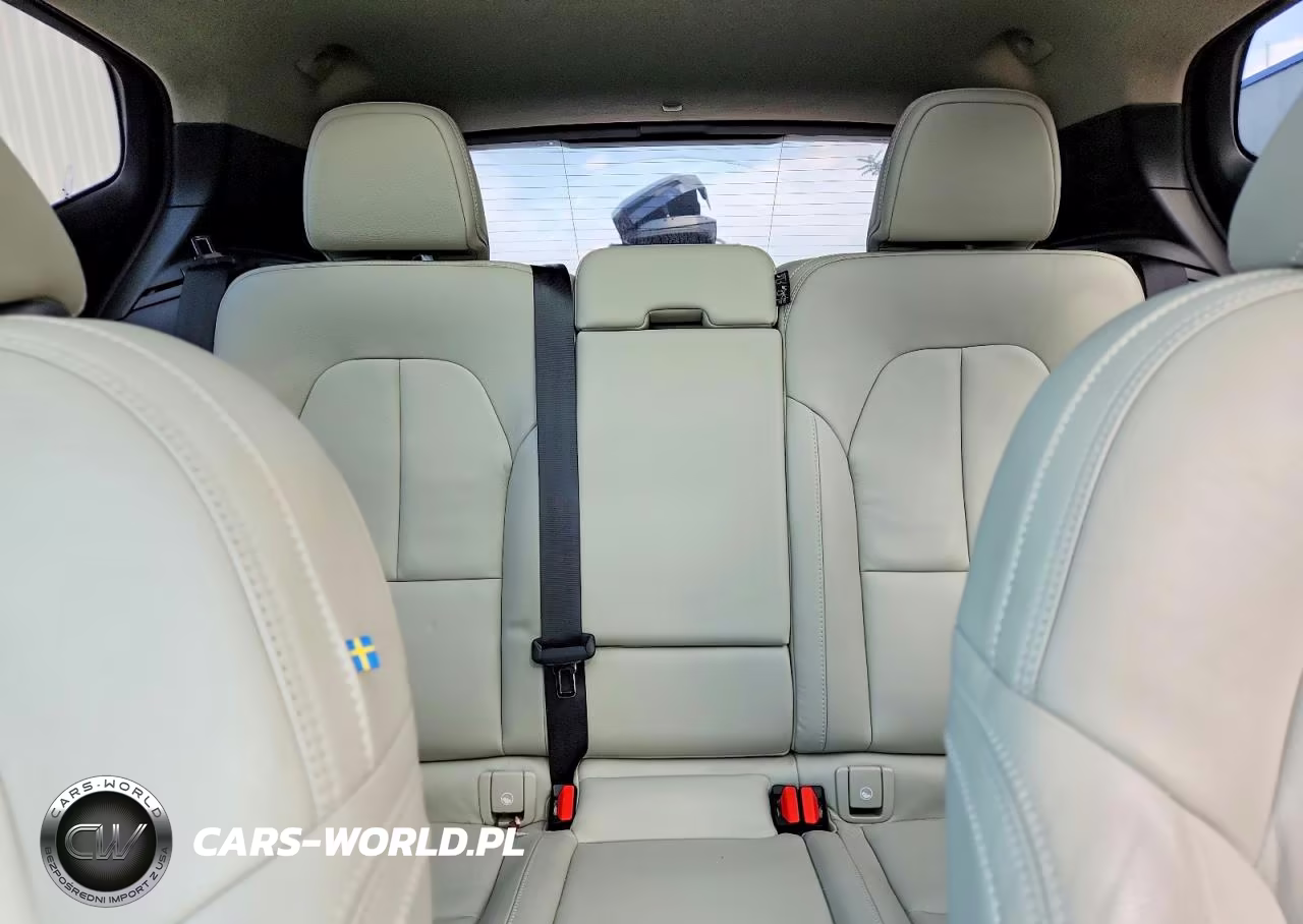 2019 Volvo Xc40 T5 Momentum VIN:YV4162UK0K2074940 - 10