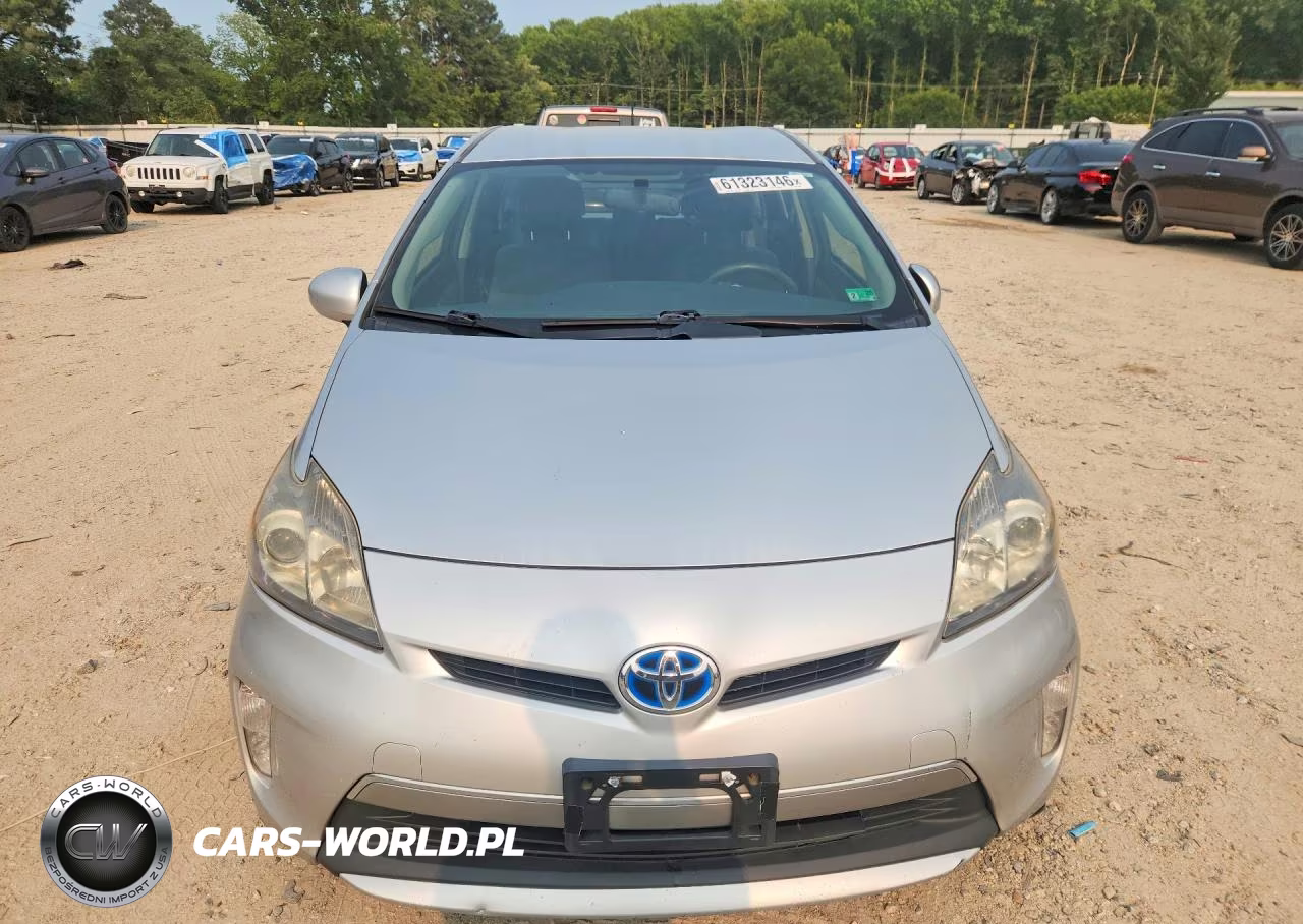2013 Toyota Prius Plug-In Hybrid Base VIN:JTDKN3DP2D3038921 - 5