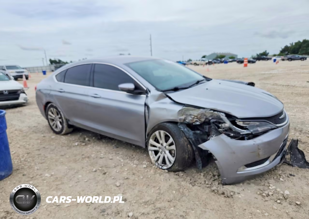 2015 Chrysler 200 Limited VIN:1C3CCCAB7FN603016 - 4