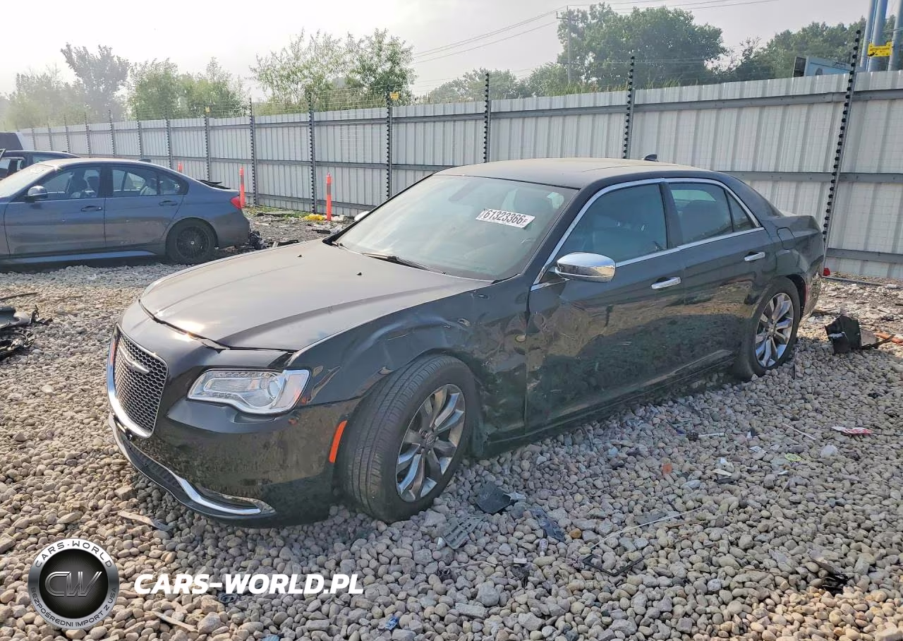 2016 Chrysler 300C – zdjęcie 1 z 13
