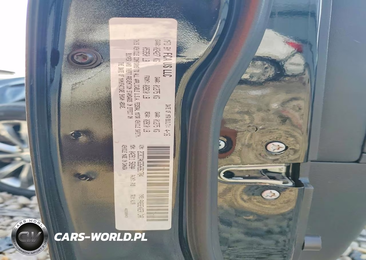 2016 Chrysler 300C VIN:2C3CCAKG3GH261704 - 13