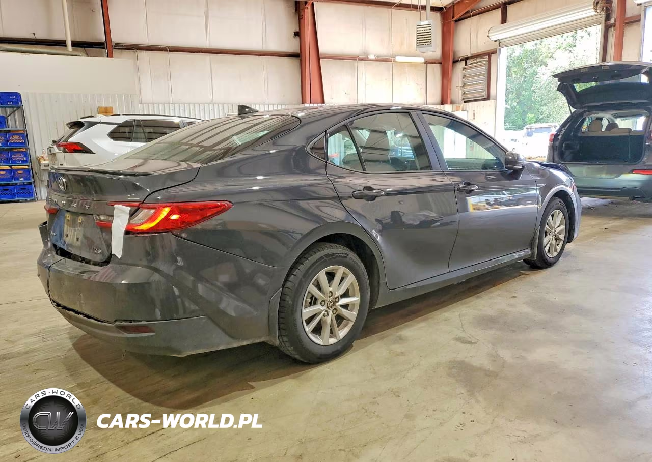 2025 Toyota Camry Le VIN:4T1DAACK3SU591823 - 3