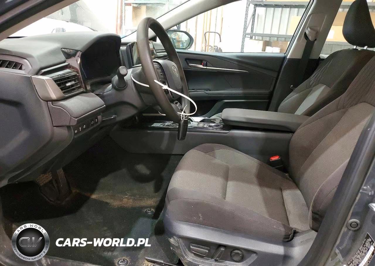 2025 Toyota Camry Le VIN:4T1DAACK3SU591823 - 7
