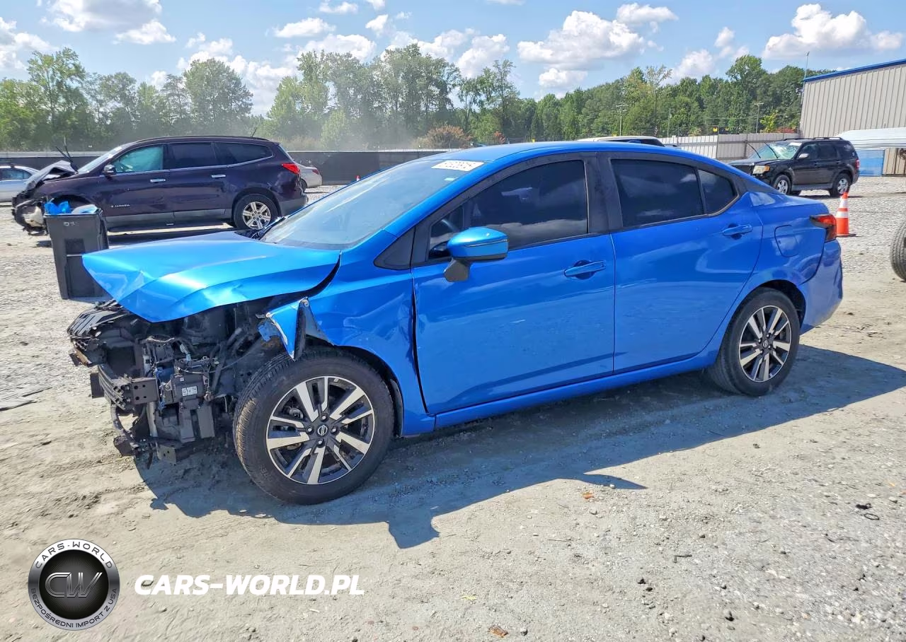 2020 Nissan Versa Sv
