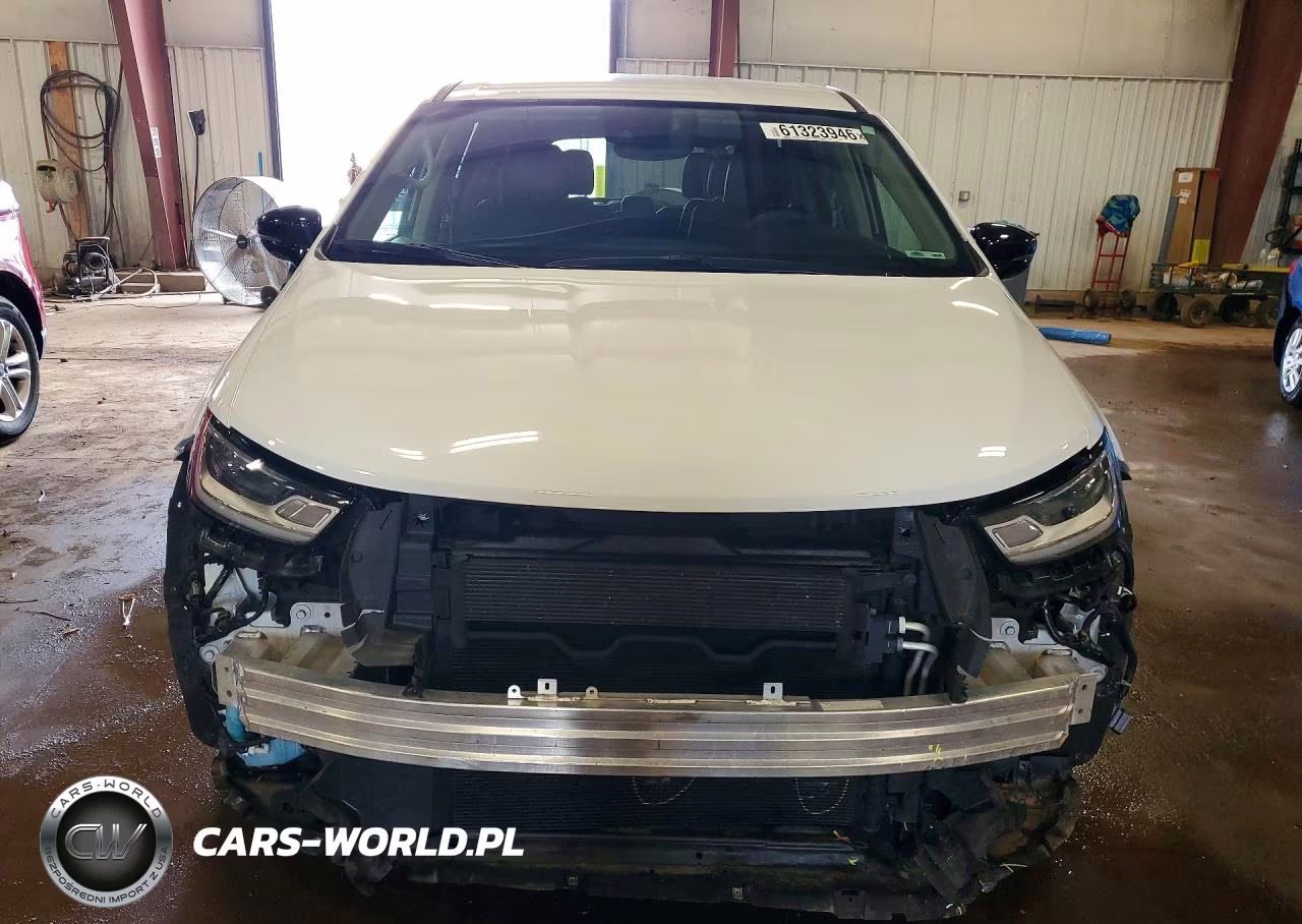 2024 Chrysler Pacifica Touring L VIN:2C4RC1BG2RR152833 - 5
