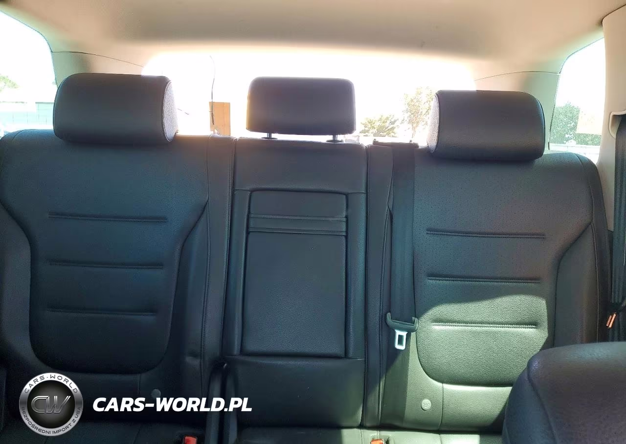 2011 Volkswagen Touareg V6 VIN:WVGFF9BP5BD004592 - 10