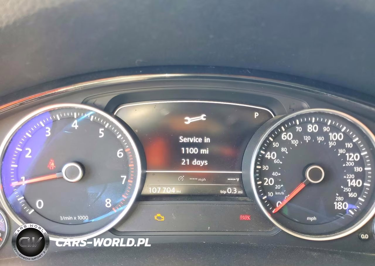 2011 Volkswagen Touareg V6 VIN:WVGFF9BP5BD004592 - 9