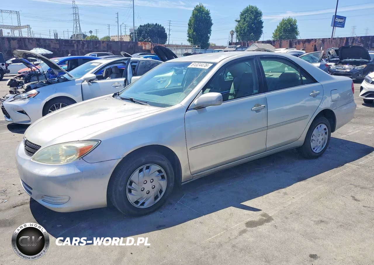 2004 Toyota Camry Le – zdjęcie 1 z 12