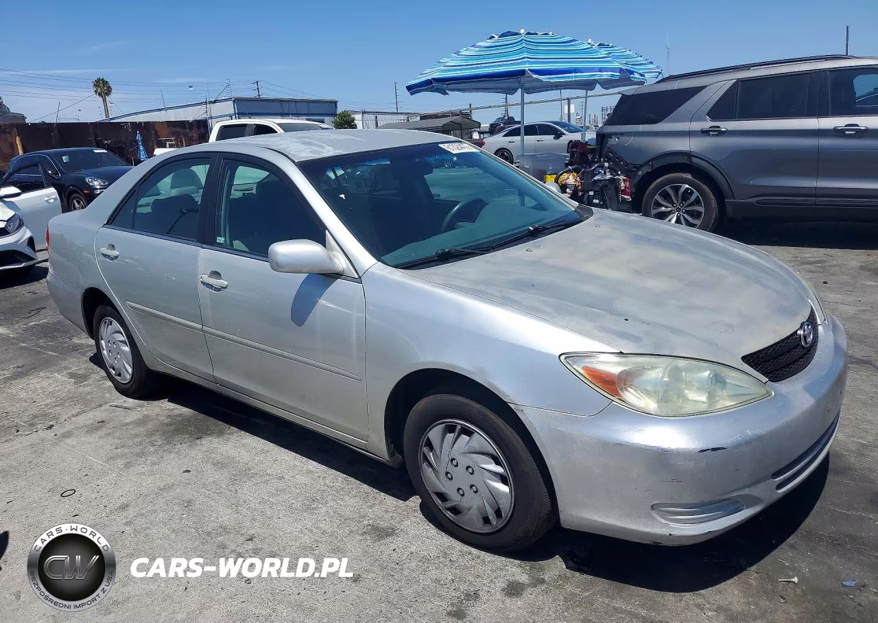 2004 Toyota Camry Le VIN:4T1BE32K34U290576 - 4