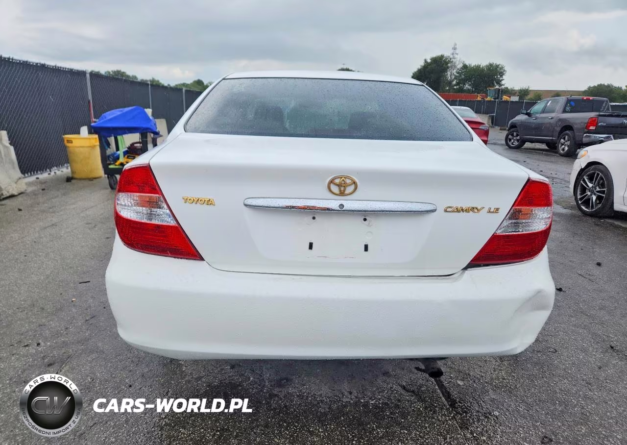 2003 Toyota Camry Le VIN:JTDBE32K930229016 - 6