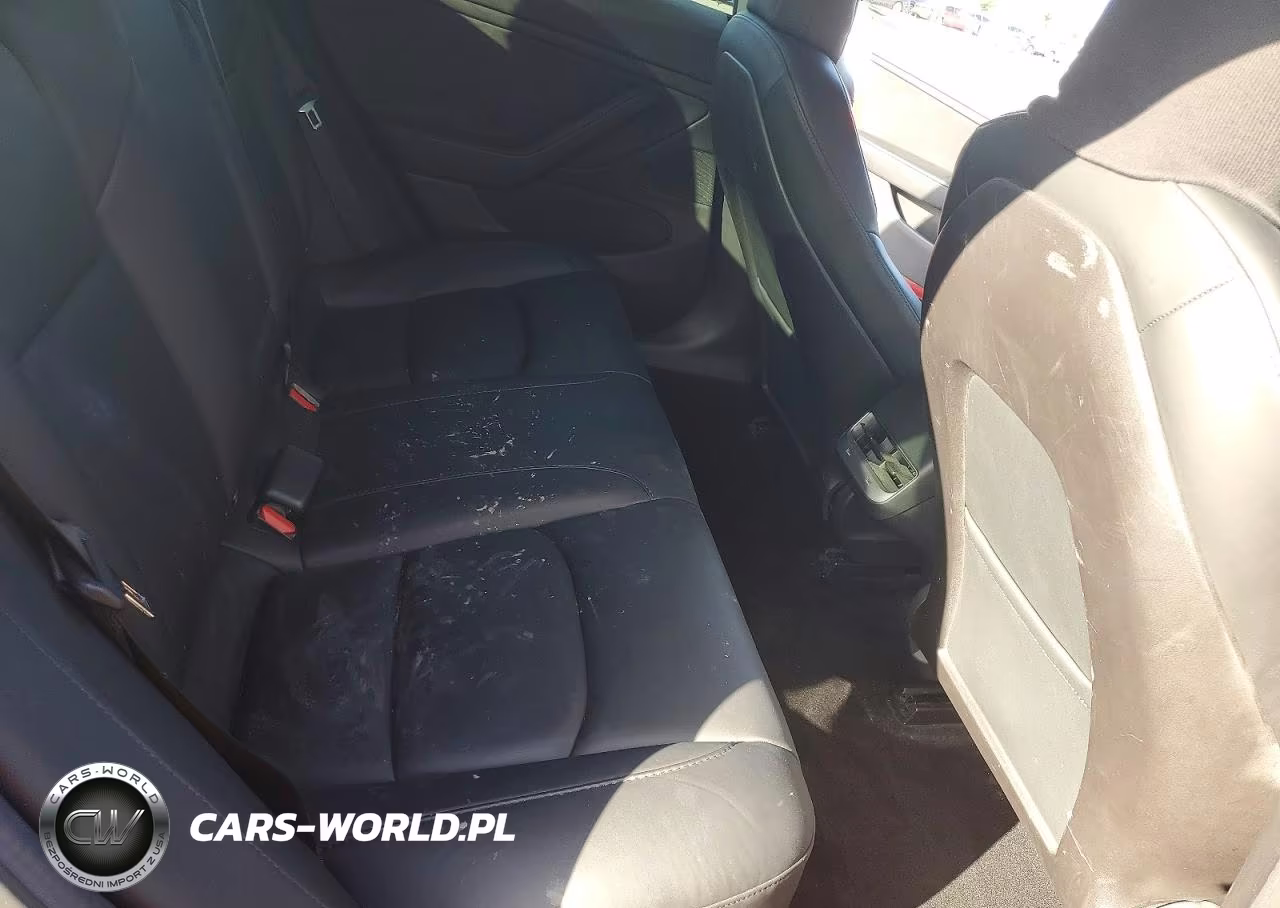 2020 Tesla Model 3 VIN:5YJ3E1EC8LF601993 - 10