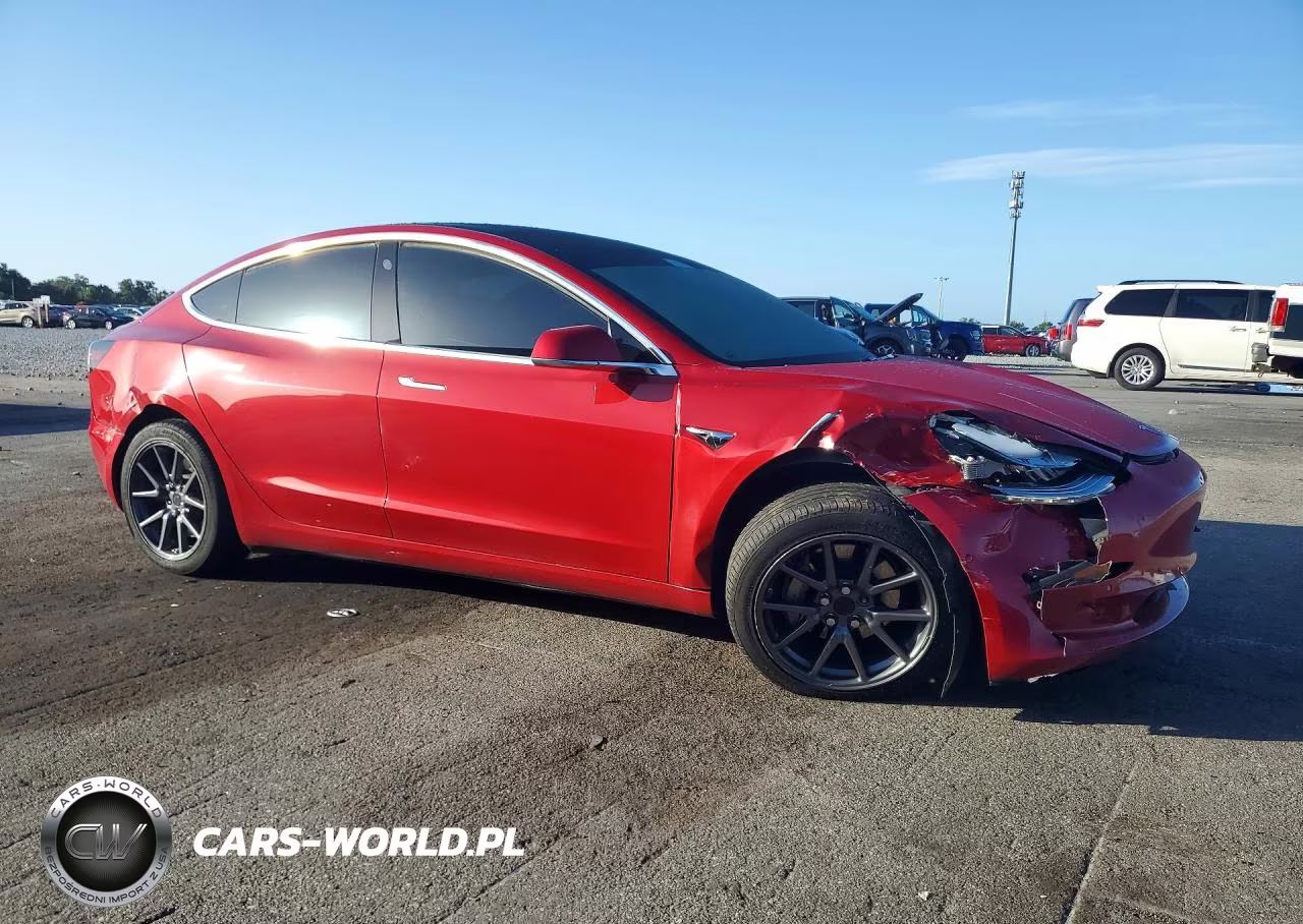 2020 Tesla Model 3 VIN:5YJ3E1EC8LF601993 - 4