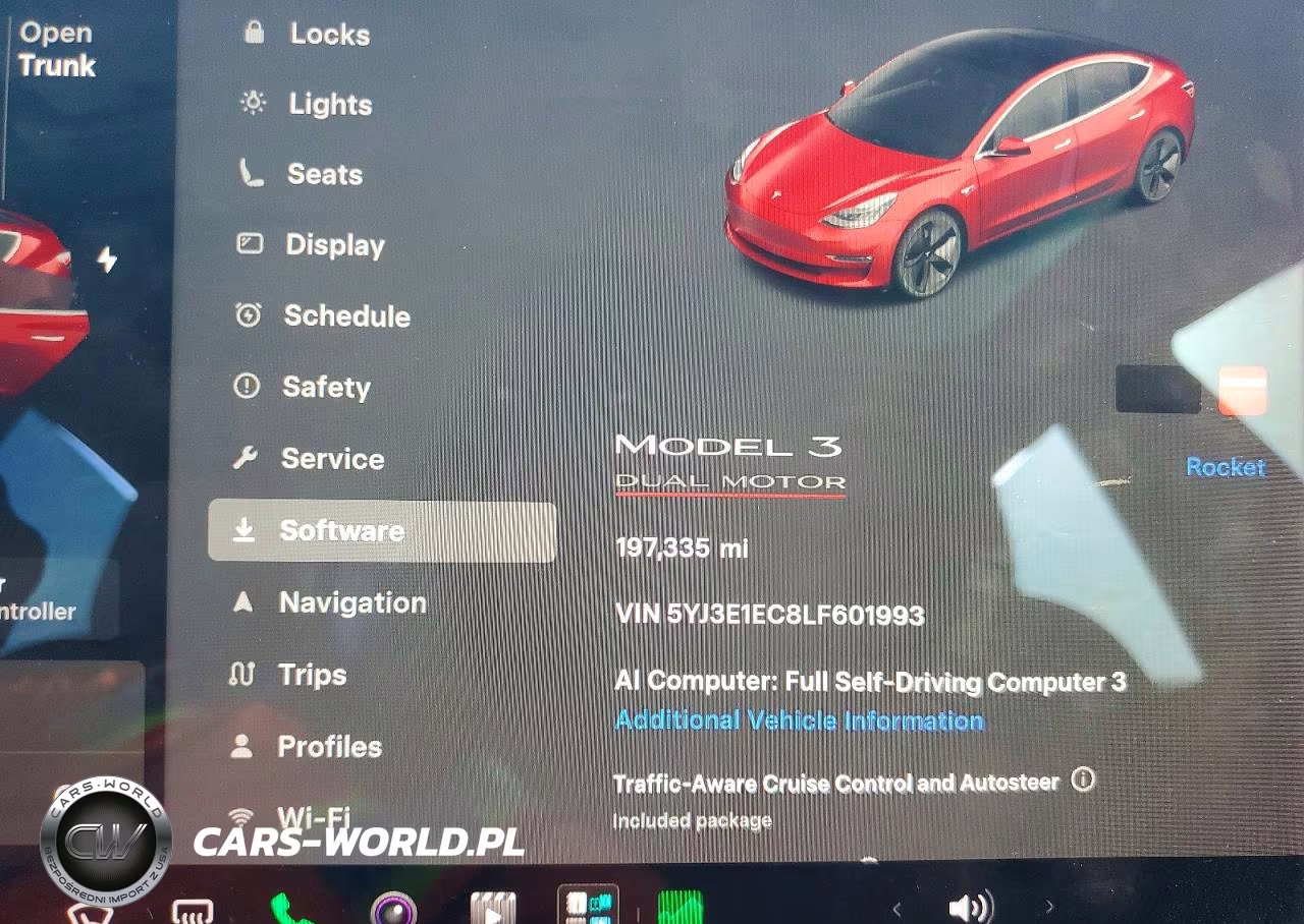 2020 Tesla Model 3 VIN:5YJ3E1EC8LF601993 - 9