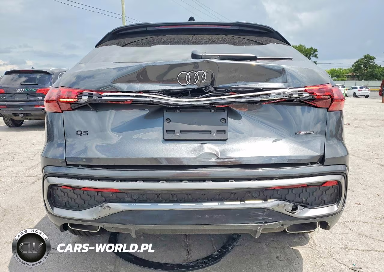 2026 Audi Q5 Sportback Premium VIN:WA1DAAGU7T2008533 - 6