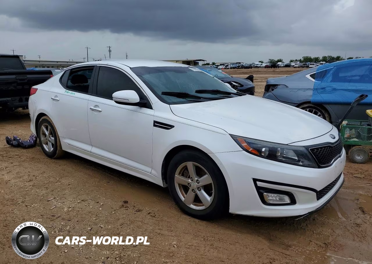 2015 Kia Optima Lx VIN:5XXGM4A7XFG515729 - 4