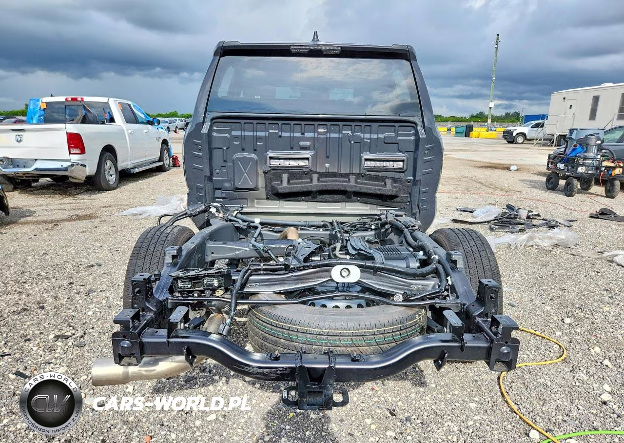 2025 Toyota Tacoma Sr VIN:3TYKD5HN1ST030980 - 6