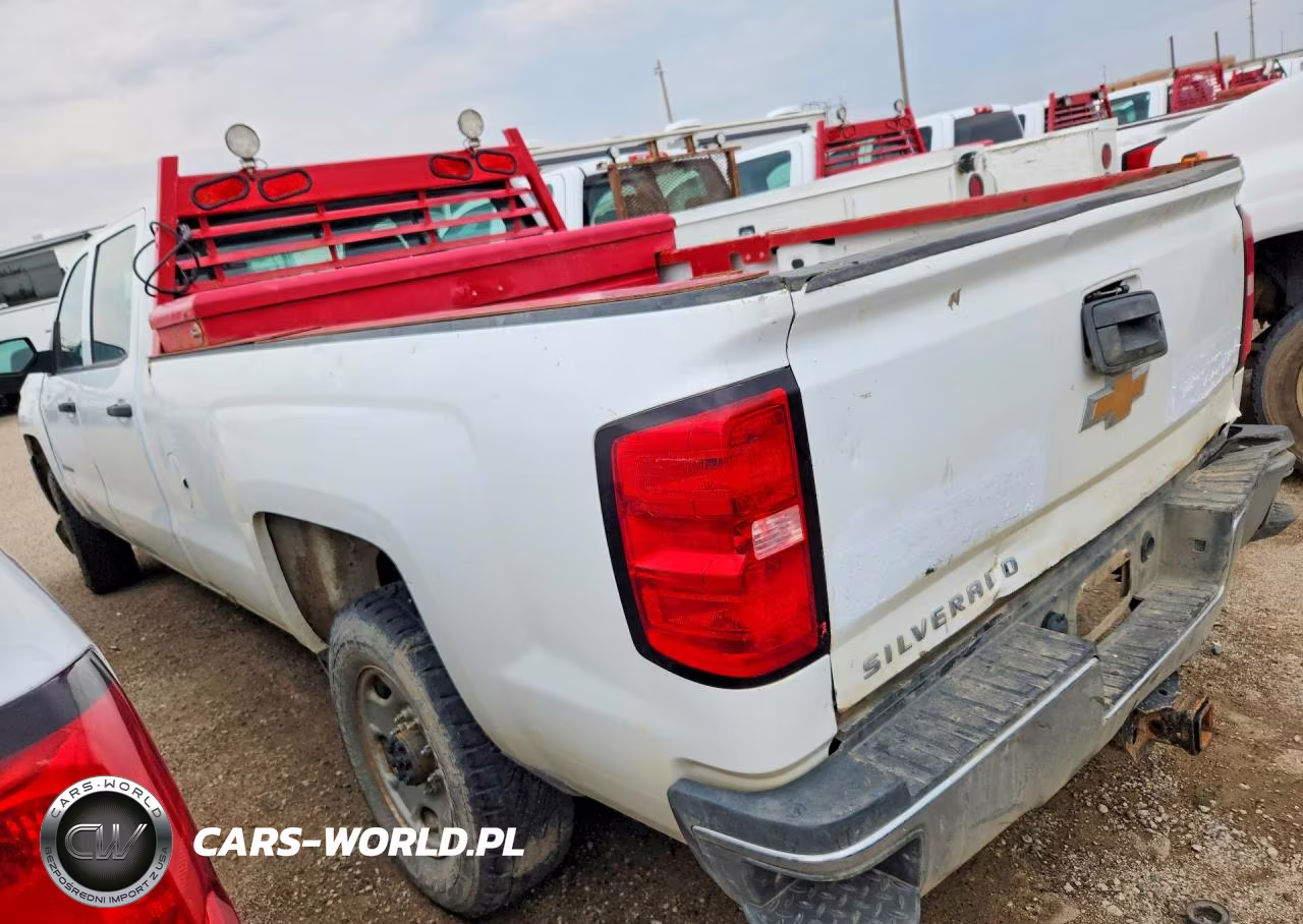 2018 Chevrolet Silverado K2500 Heavy Duty VIN:1GC1KUEY9JF225763 - 2