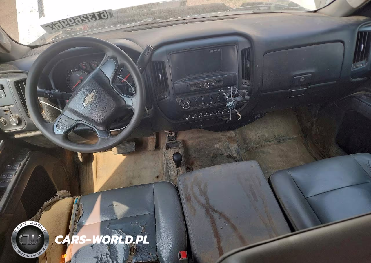 2018 Chevrolet Silverado K2500 Heavy Duty VIN:1GC1KUEY9JF225763 - 8