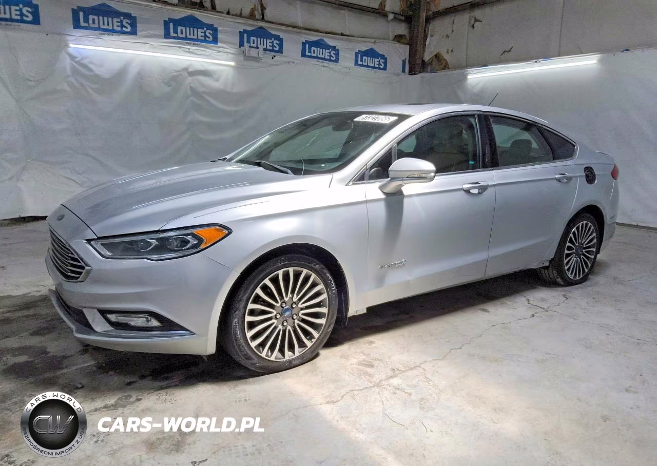 2017 Ford Fusion Titanium Hev – zdjęcie 1 z 12
