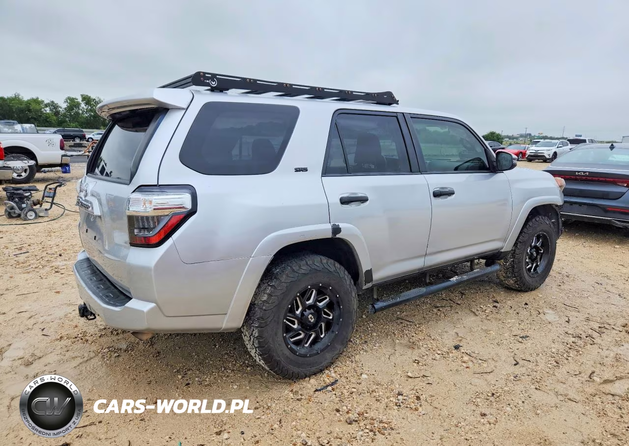 2018 Toyota 4Runner Sr5 Premium VIN:JTEZU5JR2J5172729 - 3